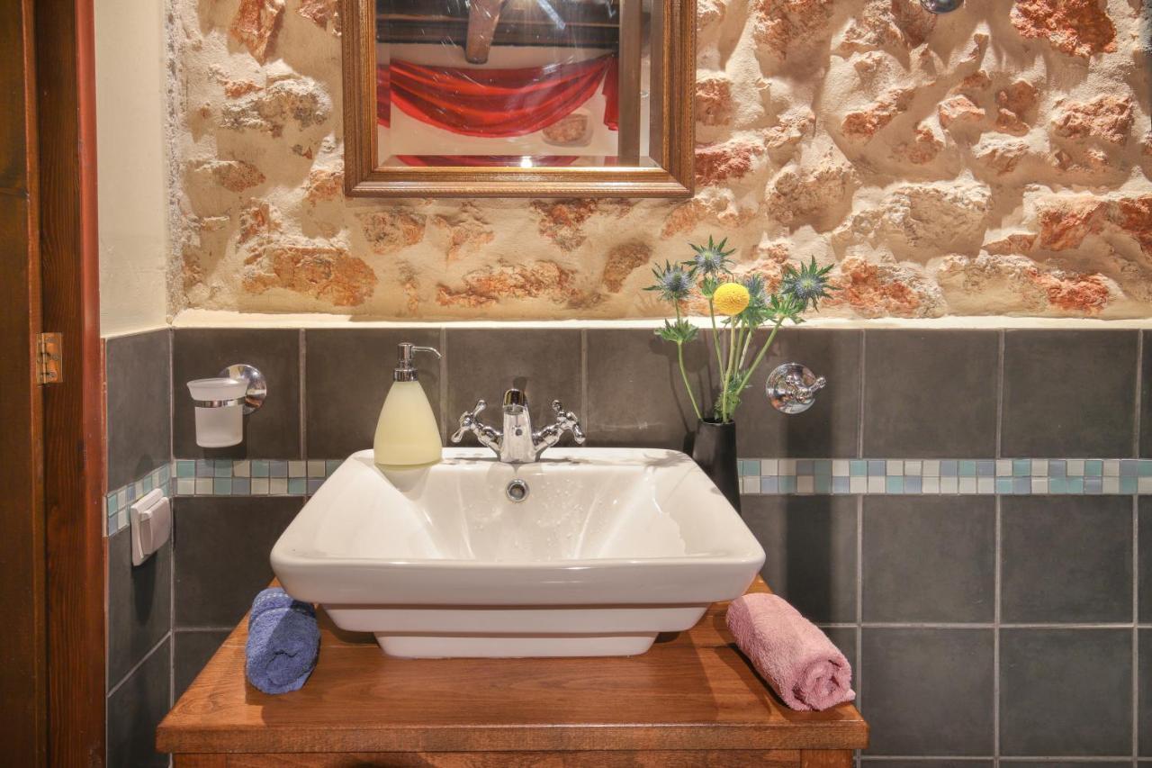 Museum Hotel George Molfetas Argostoli  Bagian luar foto